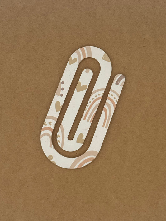 Oversize Paperclip